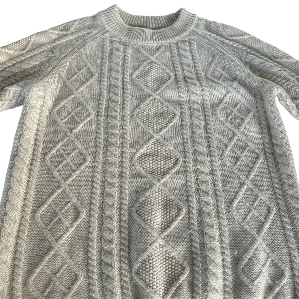 Merino Wool Cable Knit Cream Sweater, No Size Tag, Approximately size Large - Picture 5 of 10